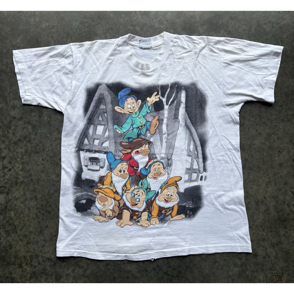 VTG RARE Disney Snow White And The Seven Dwarves T-Shirt Single Stitch Tee XL